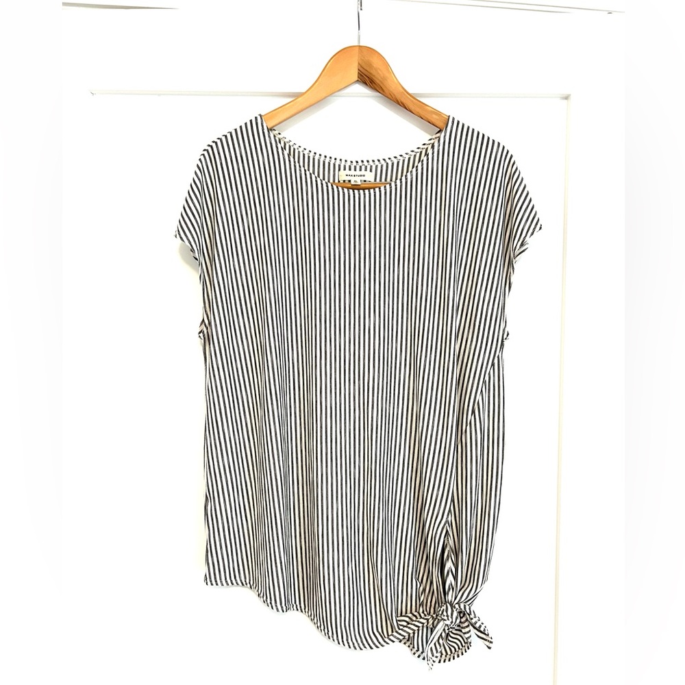 Max Studio XL Black and White Stripe Asymmetrical Tie Hem Cap Sleeve Tee
